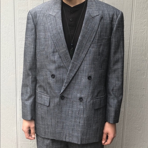 #363 EUC 2pc Suit - Picture 8 of 8